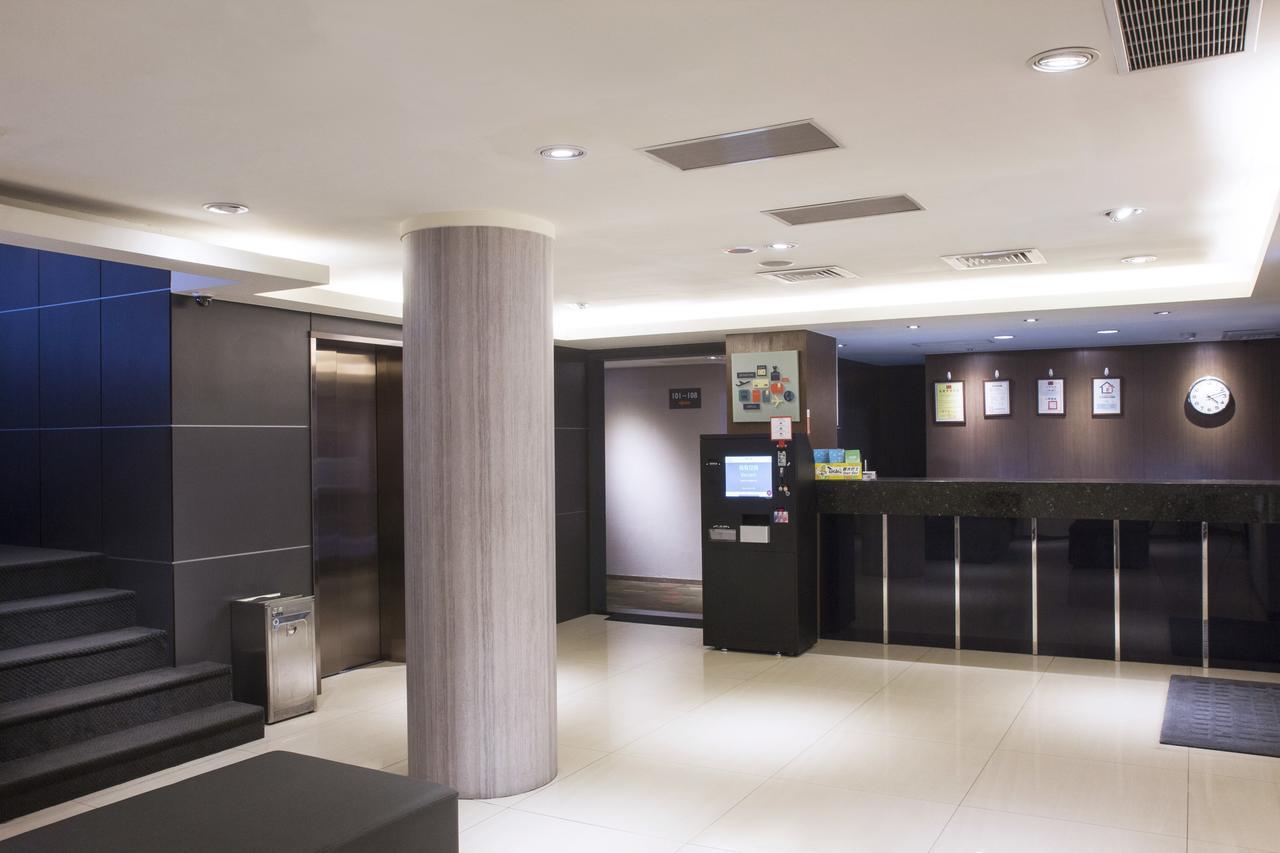 Vip Hotel Taipei Exterior photo