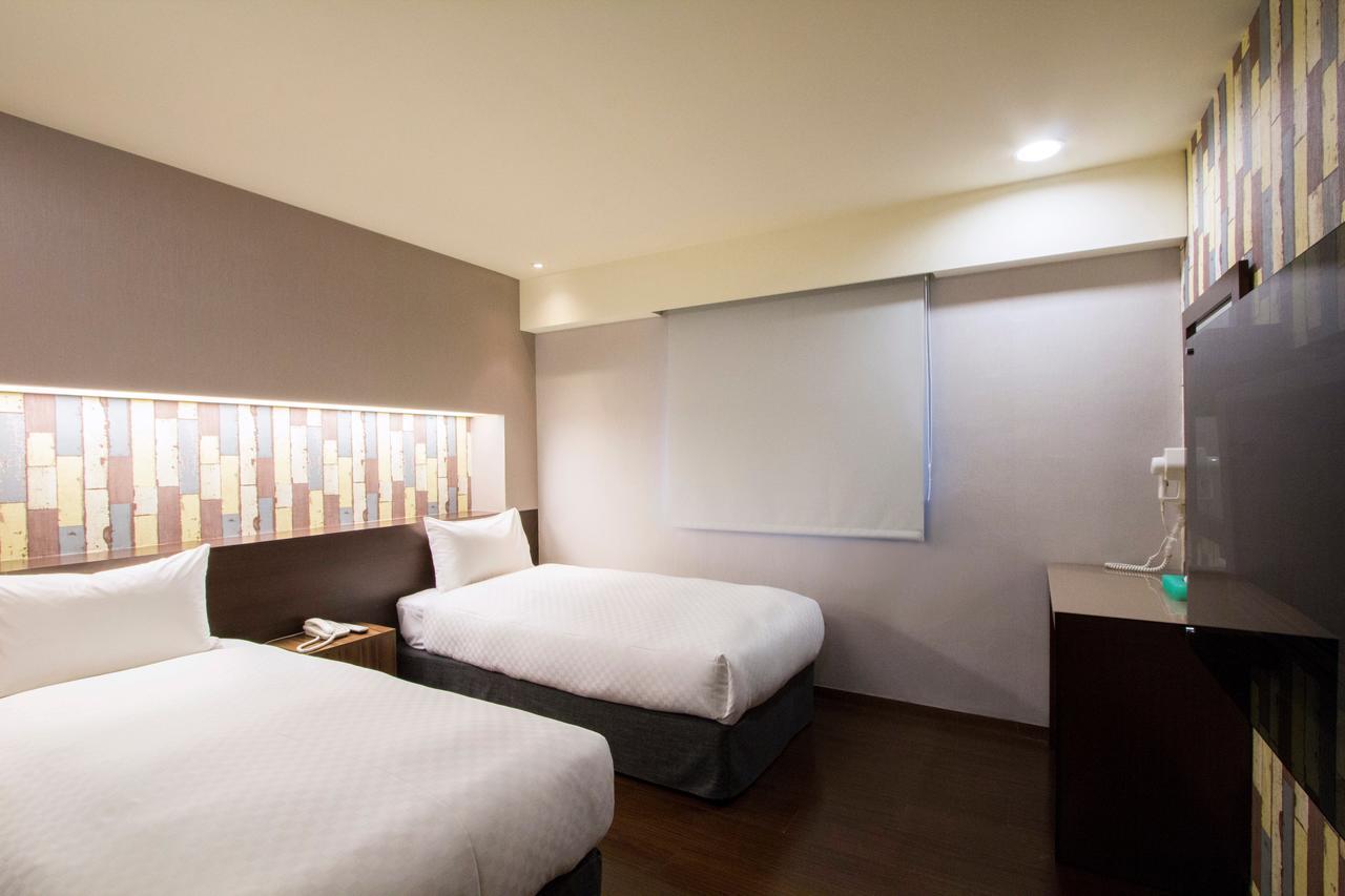 Vip Hotel Taipei Exterior photo