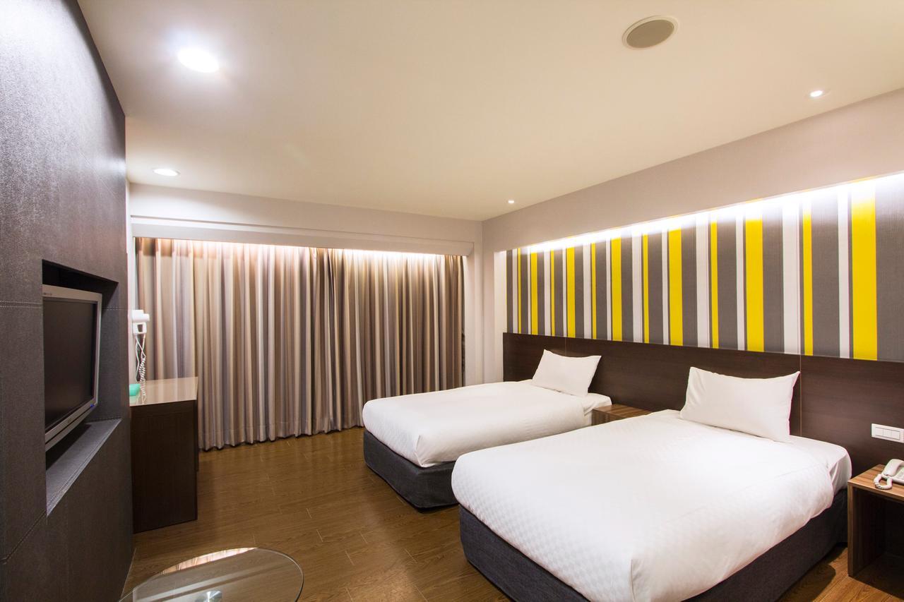 Vip Hotel Taipei Exterior photo